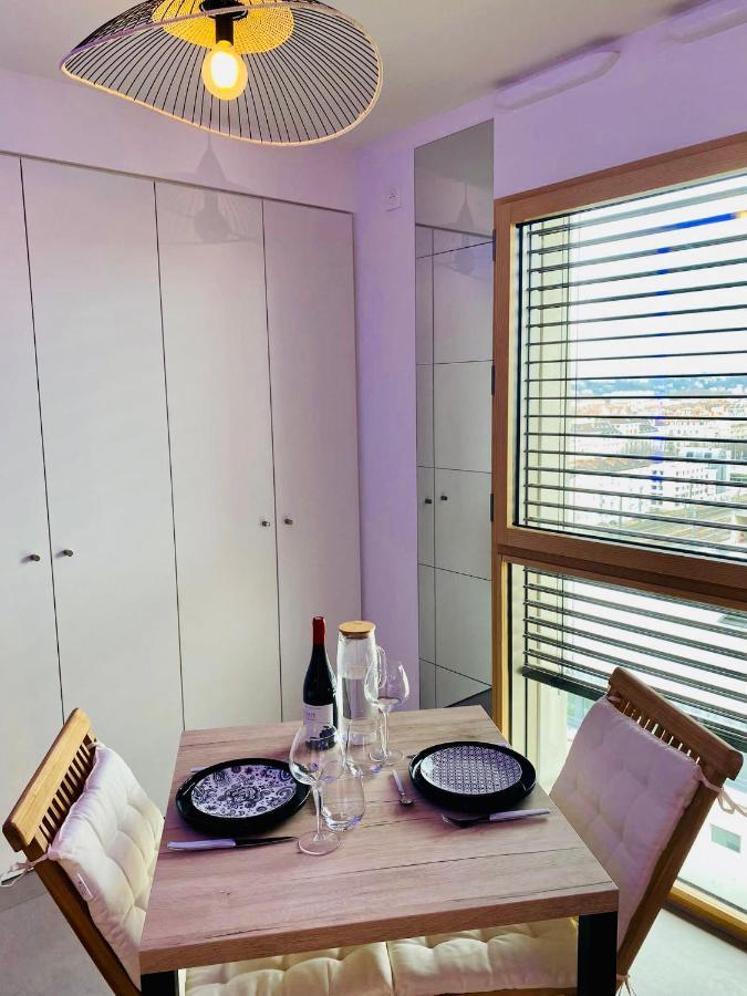 Studio Bel Mod Mont D'Or - Belvedere Moderne Lyon Exteriér fotografie