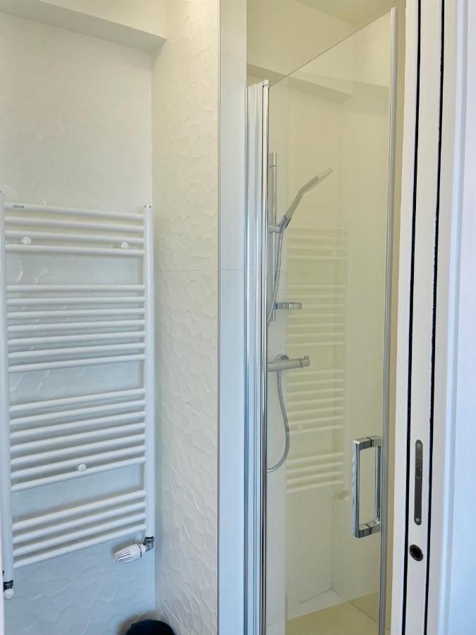 Studio Bel Mod Mont D'Or - Belvedere Moderne Lyon Exteriér fotografie
